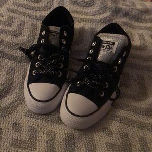 Woman’s Converse All Star ⭐️ Sneakers